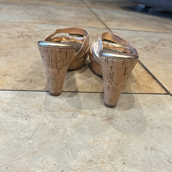 Coach platform open Toe Sandal 3.5 inches heels size 7 - Picture 8 of 12